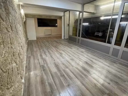 local commercial 23 m² paris 16