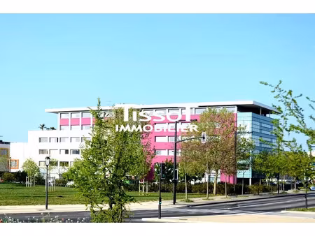 location locaux professionnels 1 pièce 157 m² à nimes (30000)  1 800 €