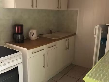 location meublée maison 3 pièces 51 m² à vergeroux (17300)  610 €