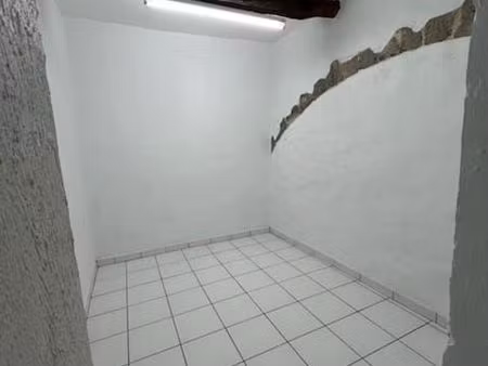 cave 8m² en rdch