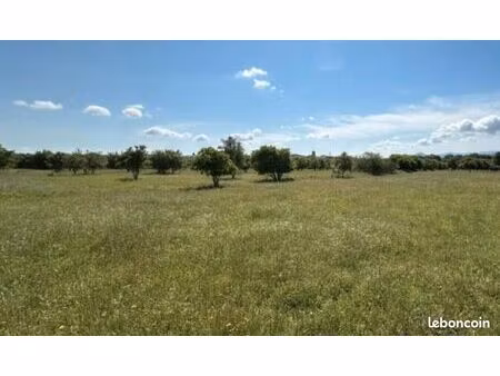terrain 1 900 m² camps la source