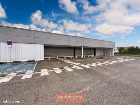 local commercial 1 707 m²