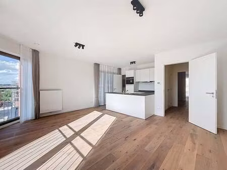 appartement à louer à bruxelles € 1.190 (lpcac) - dewaele - brussels tour & taxis | zimmo