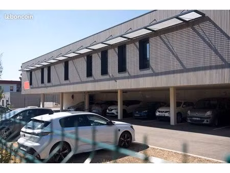◊ bureaux à louer – 78 à 194 m² disponibles – nicopolis