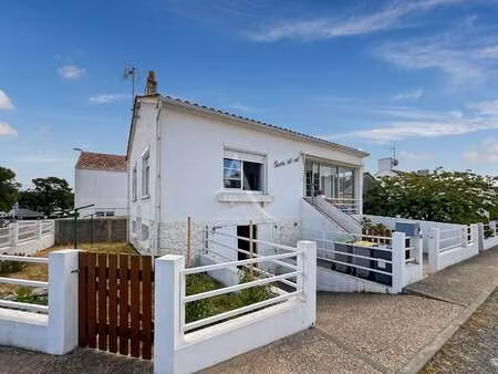 vente maison à fromentine (85550) : à vendre / 78m² fromentine