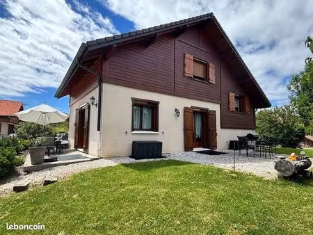 villa 4 pièces 90 m²