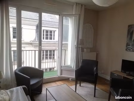 location meuble 42 m2 tours centre