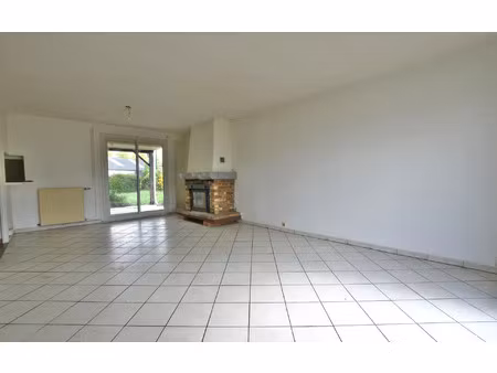 maison fricamps 110.04 m² t-4 à vendre  151 200 €