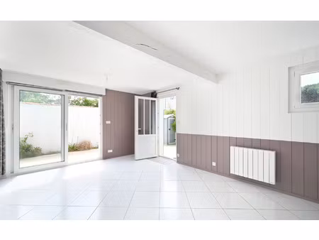 maison la flotte 41 m² t-2 à vendre  330 000 €
