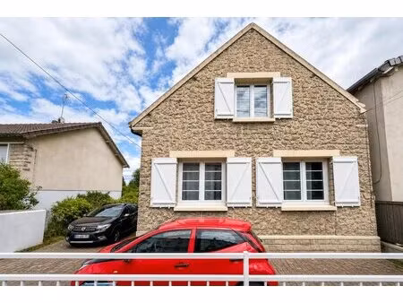 maison de 4 pièces de 110 m² à persan