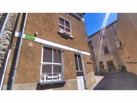 maison de village 82 m2 plus terrain 3740 m2