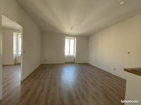 appartement 3 pièces 50 m²