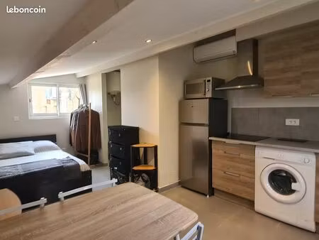 studio de 18m² entièrement meublé et équipé