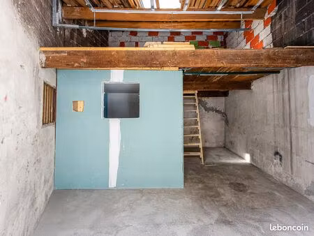 parking/box 20 m² cannes