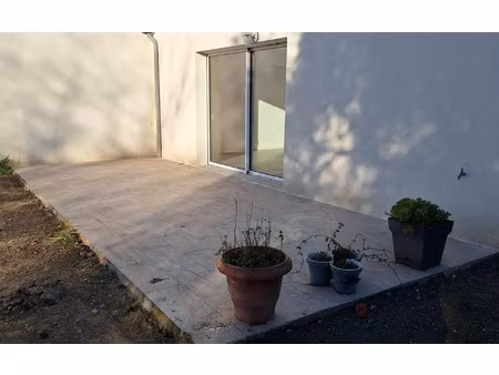 location maison  90 m² t-4 à bègles  1 500 €