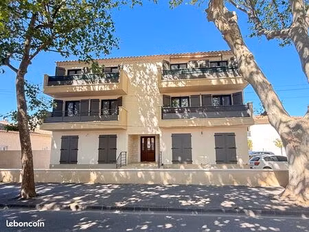 a louer sur eyguieres. appartement t3 neuf de 61m² avec balcon et place de parking