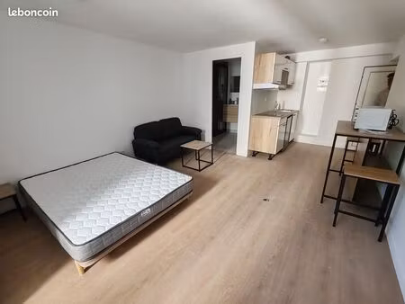 joli t1 meublé  centre ploermel