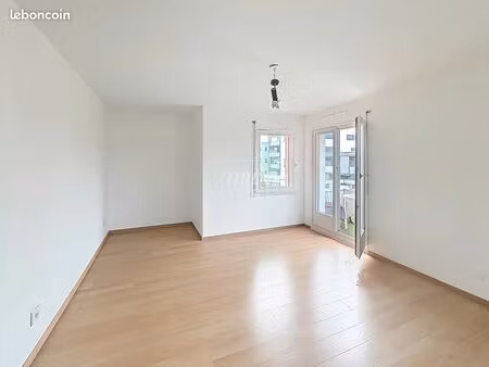 appartement 1 pièce 30 m²