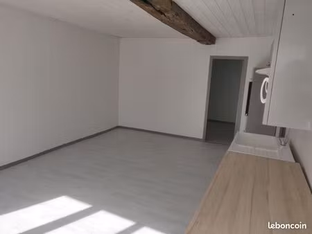 appartement t2 de 43m² situé a vierzon centre ville