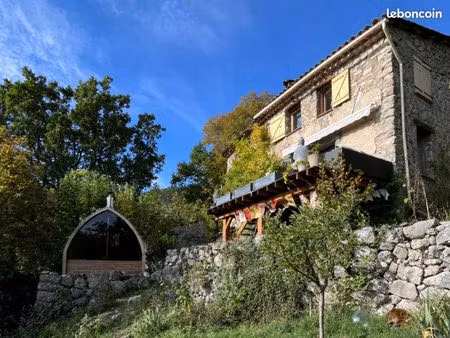 rare en france - lieu d'exception nature autonome avec vue panoramique - mas rénové + mais