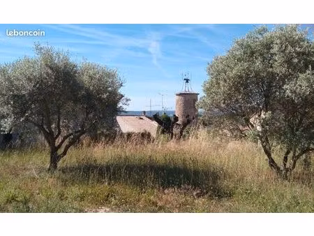 terrain 670 m² sainte tulle