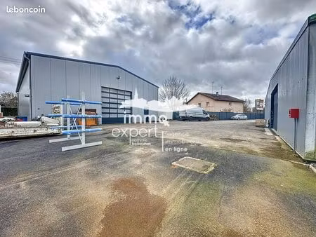 bâtiment 294 m²