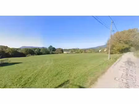 terrain à bâtir 1300 m²
