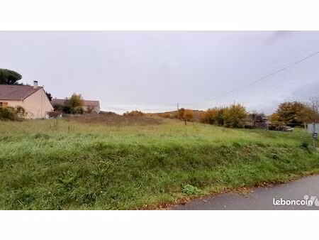 terrain 1008 m² armeau