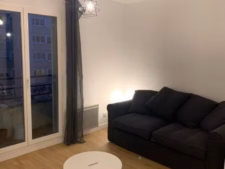 studio 25m2 - entièrement meublé 875 disponible 25/07