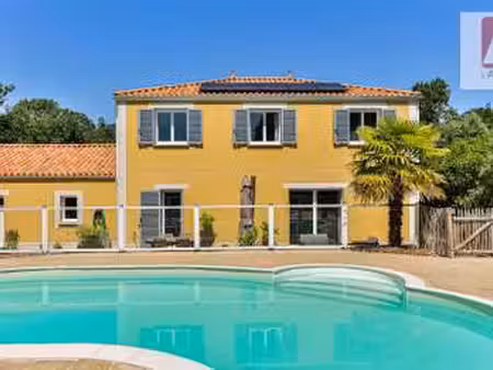 vente maison piscine à saint-révérend (85220) : à vendre piscine / 148m² saint-révérend