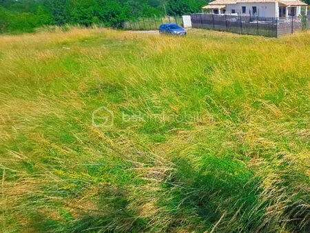 terrain 816 m² ruoms
