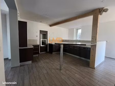 maison 6 pièces 133 m²