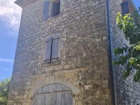 maison en pierre de pays