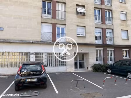 local commercial 65 m² troyes