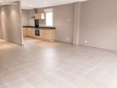 propriété 6 pièces 98 m²