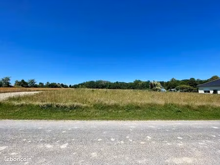 terrain 800 m² alincourt
