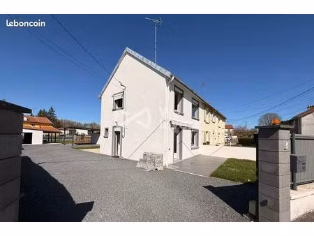 maison 4 pièces 77 m²