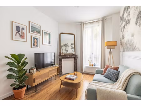 bois-colombes gare - 2 pieces - 220 000 € fai