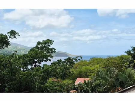 location appartement  82.3 m² t-2 à bouillante  845 €