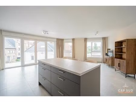 appartement à louer avec terrasse et 2 chambres   braine-l'alleud (vbe36017)