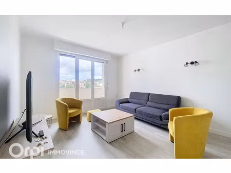 location appartement  m² t-4 à clermont-ferrand  1 055 €