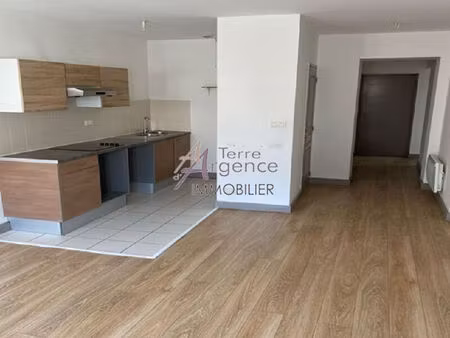 beaucaire t4 en duplex