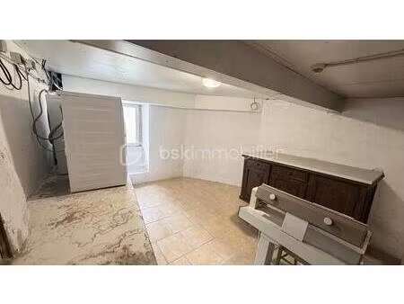 saillans - studio 15 m² à rénover