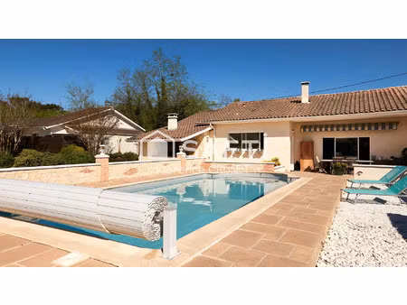 vente maison 5 pièces 138 m² blanquefort (33290)