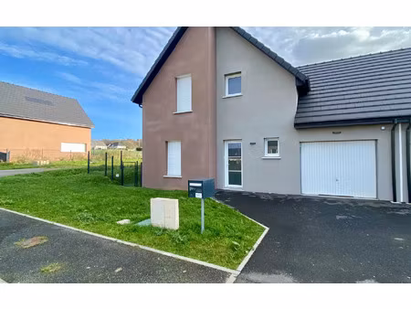location maison  100.47 m² t-4 à notre-dame-de-gravenchon  1 060 €