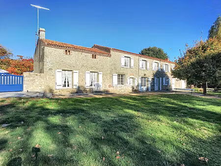 vente maison - nueil les aubiers