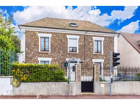 maison 7pièce(s) 5chambre(s) 138 m² orgerus (78910)