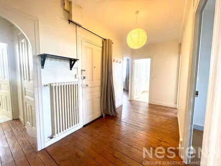 a louer - appartement de charme 3 chambres - 100 m² - auray centre