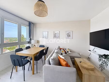 chambre orléans 10.5 m²