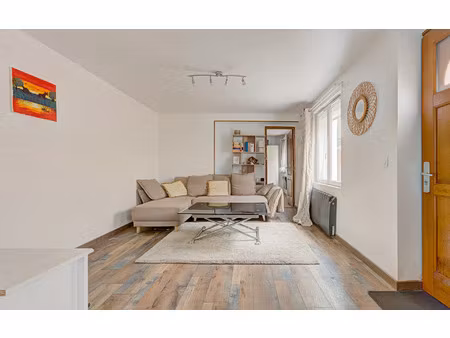 appartement villemomble 35.2 m² t-2 à vendre  165 000 €